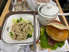 -魏家餐饮(朗香街店)