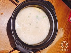 -云海肴·汽锅鸡·云南菜(天山百盛优客店)