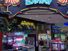 -反斗乐园π·电玩·高空拓展·蹦床(龙华天虹店)