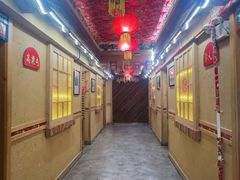 -闯关东东北农家菜(崂山石老人店)