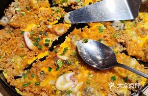 Stir-fried Seafood Pancake