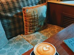 靠窗位-云端咖啡私房店(河松街店)