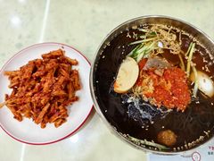 -服务大楼冷面(延大店)