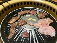 -炼火烤肉店