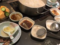 -捞王锅物料理(上海世茂广场店)
