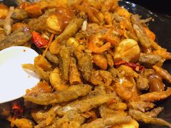 香酥豆小鱼虾-刘胖子家常菜·蹄花焖藕(中南店)