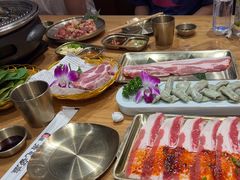 -青瓦餐厅·生鱼片·韩园烤肉(西塔店)