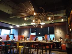 -童年小筑餐厅(申花路店)