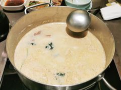 -捞王锅物料理(上海世茂广场店)