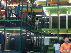 -蒙特利亲子乐园