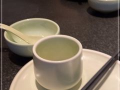 -蝴蝶里·粤菜·点心(滨江龙湖店)
