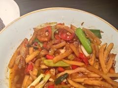 桂林酸萝卜炒双脆-桂小厨广西菜(万象城店)