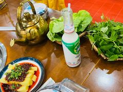 -岳记兴隆·青城腊排铜火锅(融创店)