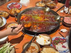 -周小明火锅(黑金冠社区店)