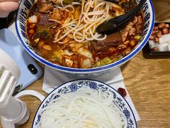 酸菜肉片米线-贵州米线(童家巷店)