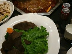 -重庆德庄火锅(体育中心店)