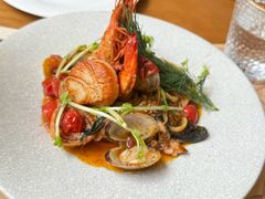 -Mark&Mars Restaurant