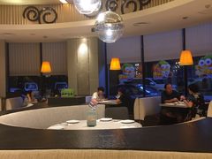 大堂-必胜客(湘隆店)