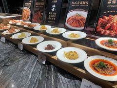 -雍容荟帝王蟹活龙虾展台自助(IFS黑金店)