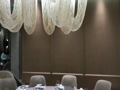 包厢-香港百合居(LCM置汇旭辉广场店)