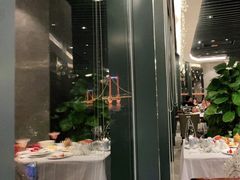 -武汉世茂希尔顿酒店·汇·全日餐厅