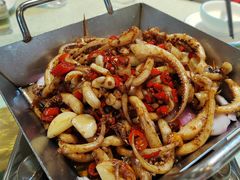 -昱龙大盆牛蛙馆(三兴街总店)
