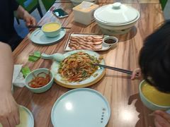 -合合春饼·酱骨·东北菜(潘家园店)