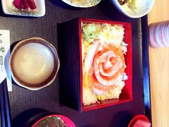 三文鱼盖饭定食-琴寿司居酒屋(软件园店)