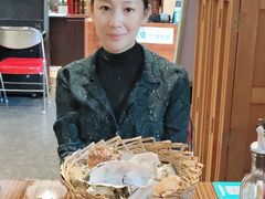 -蚝堡海鲜·威海菜·海肠捞饭·烧烤·亚洲吃蚝公司(幸福门店)