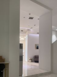 -微笑雨嘉造型护肤