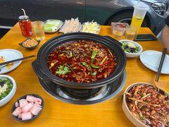-小饕荟雅安贡椒鱼鲜馆(广福桥店)