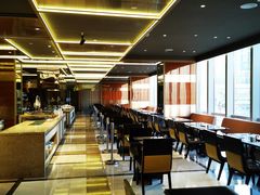 -大中华希尔顿酒店-念自助餐·嗨啤·小龙虾
