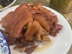 脆皮咸蹄髈-龙珠饭店-深夜大食堂(五爱西直街店)