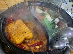 鸳鸯锅-灌县老妈砂锅串串香(万科红生活广场店)