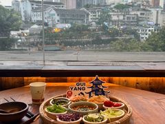 -包整·丝娃娃(甲秀楼景观店)