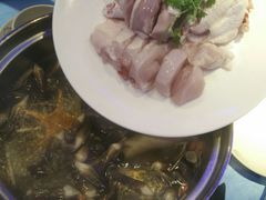 -千岛蚝高压锅生蚝·人参火锅(白云万达店)