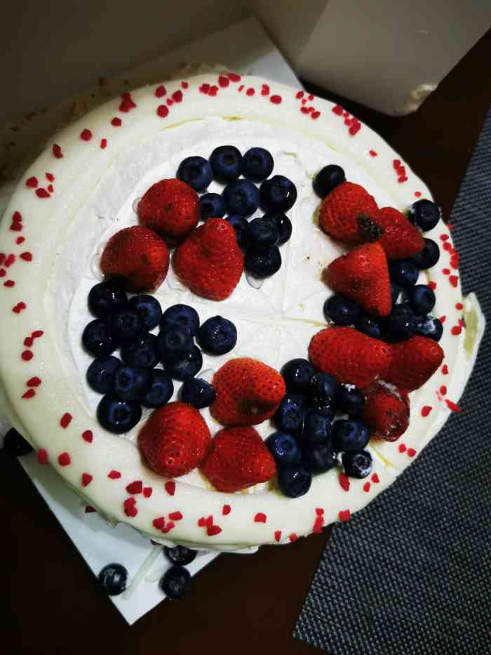 优麦嘎嘎-"【位置】文化艺术中心一层;【环境】车只能.