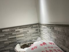 -黄阿姨锅贴大王(万航渡路店)