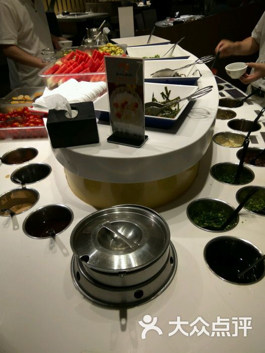 海底捞火锅(光谷世界城店)调料水果自选区图片 - 第2张