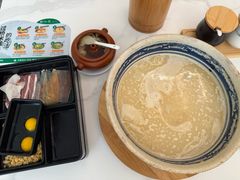 -新世界·过桥米线宴
