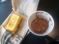 -星巴克(济南美莲广场店)