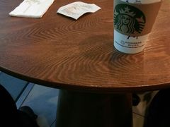 -星巴克(郑州曼哈顿广场店)