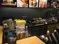 -星巴克(珠海摩尔百货店)