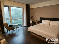 -汉庭优佳(成都一品天下蜀汉路东地铁站店)