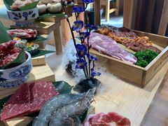 -汉城烤肉·黑金冠(华山路店)