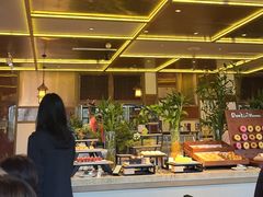 -大中华希尔顿酒店-念自助餐·嗨啤·小龙虾