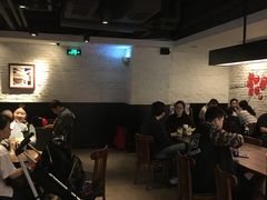 大堂-星巴克(静安嘉里中心B2店)