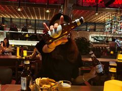 -FOUR PLAY BAR