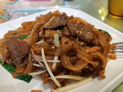 干炒牛河-大头力茶餐厅(花都融创茂店)