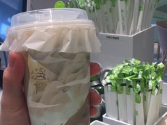 -奈雪的茶(优特汇店)